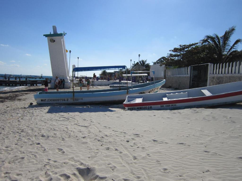 Buenos Dias Guest House Puerto Morelos Ruang foto
